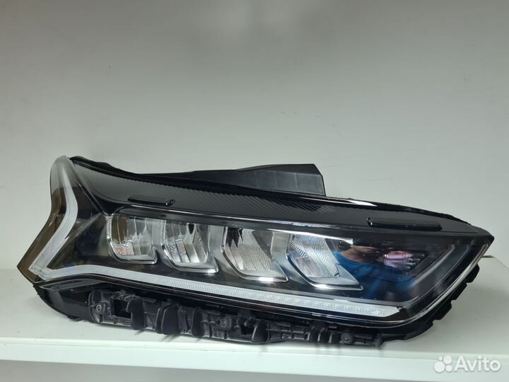Фара правая оригинал Kia K5