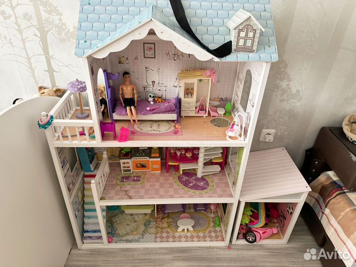 Домик кукольный