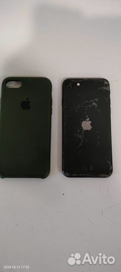 iPhone SE (2020), 64 ГБ