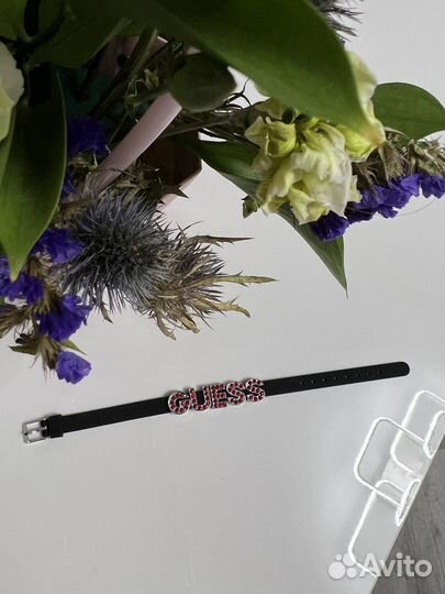 Браслет guess