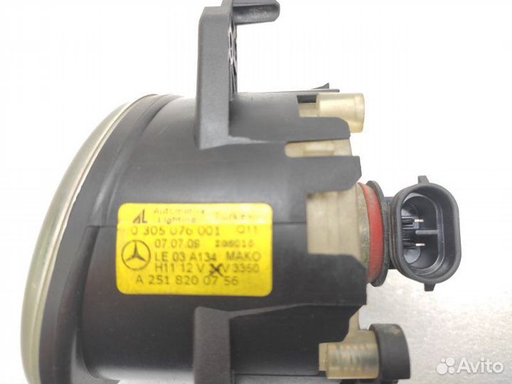 Фара противотуманная передняя левая Mercedes-Benz