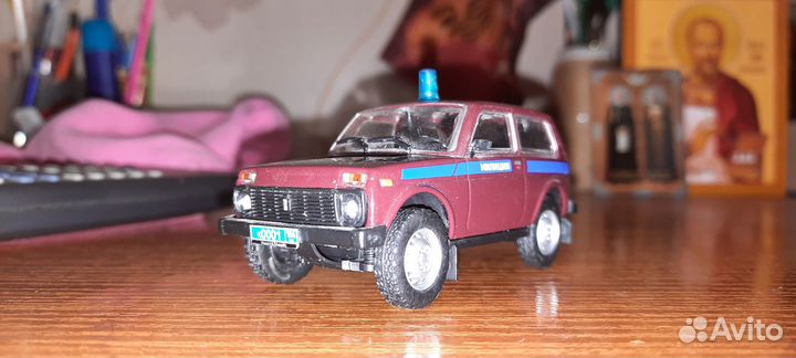Модель автомобиля ваз 21213 Нива Милиция РФ 1:43