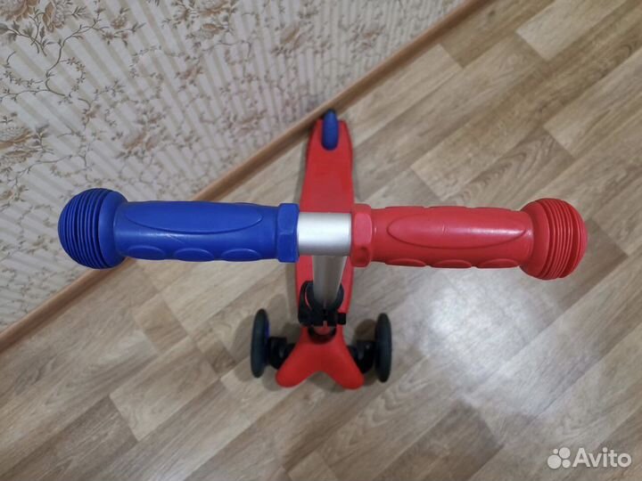 Самокат Trolo Mini Up