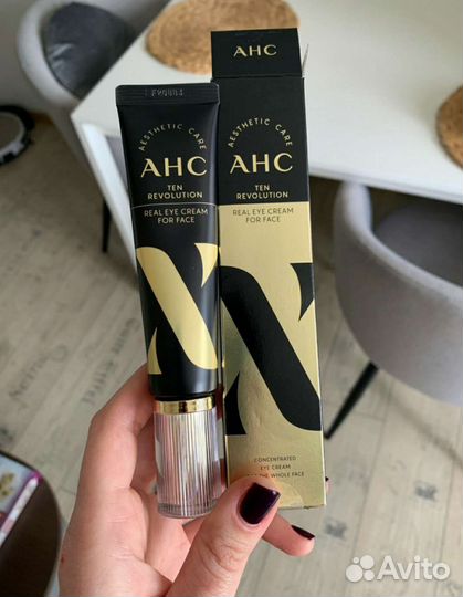 Антивозрастной крем для век с эффектом лифтинга