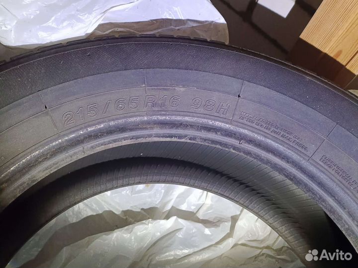 Yokohama A.Drive AA01 215/65 R16