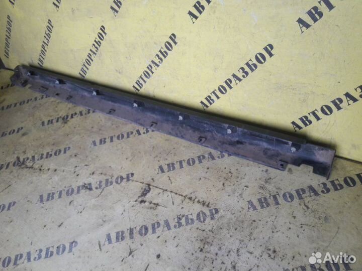 Накладка на порог (наружняя) левая Nissan Almera