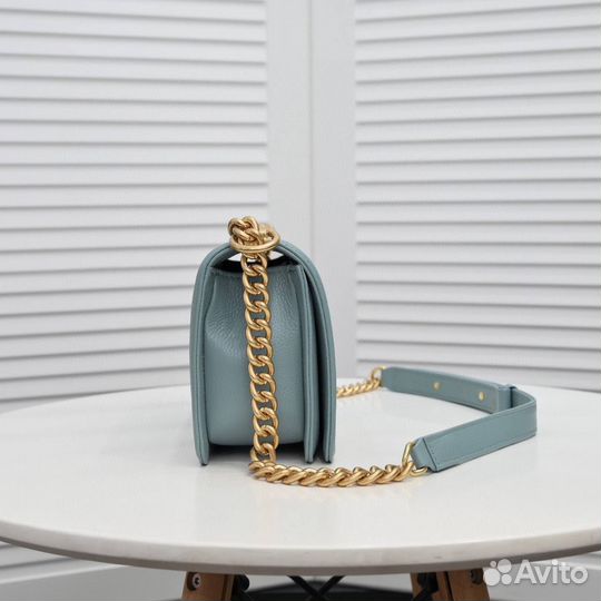 Сумка Chanel boy caviar medium