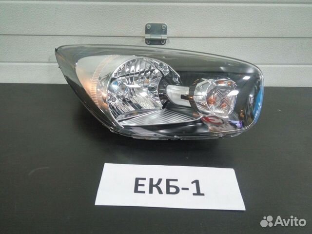 Фара правая Kia Picanto 2 та 2011-2017