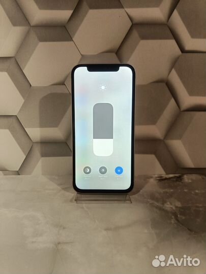 iPhone 12, 64 ГБ