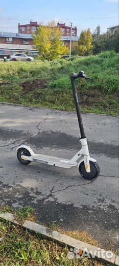 Самокат взрослый электрический бу