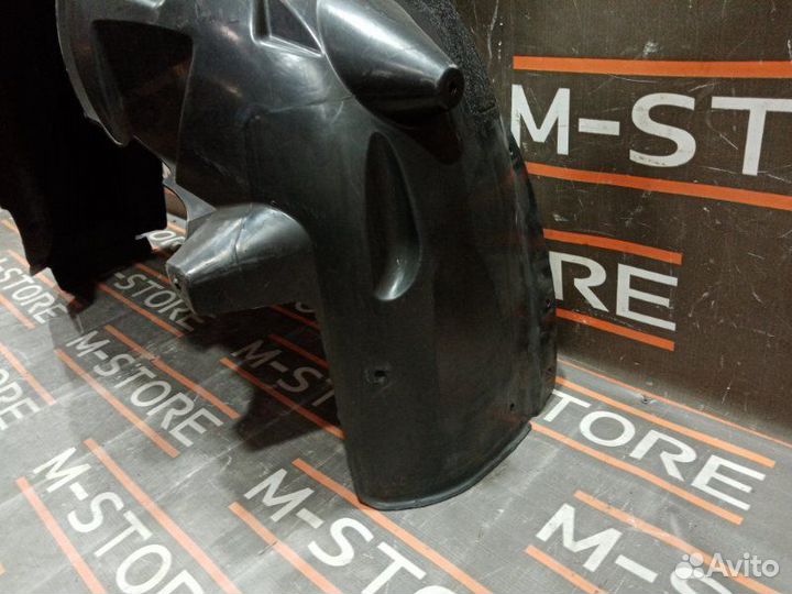 Подкрылок задний правый Bmw 5-Series E60 N52B25A