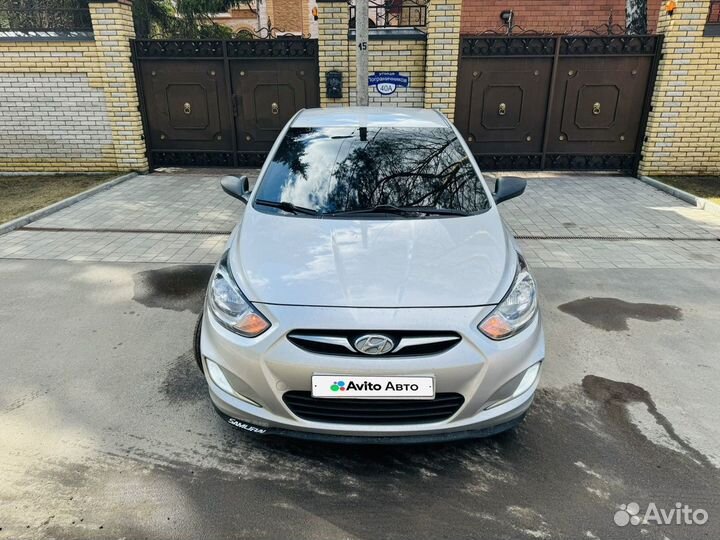 Hyundai Solaris 1.6 AT, 2013, 147 000 км