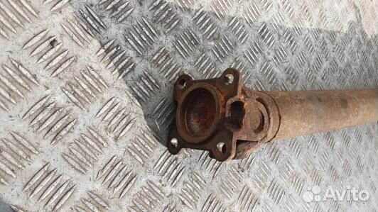 Карданный вал land rover range rover sport (GVN17K