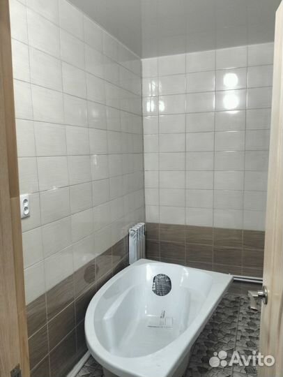 Поклейка обоев. Отделочные работы