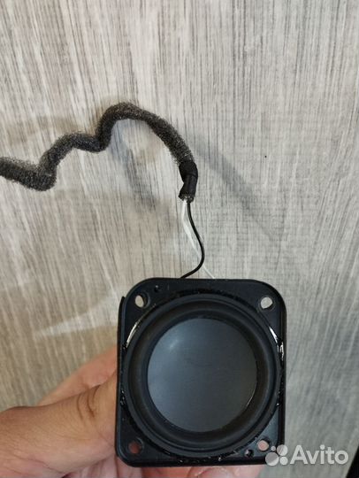 Динамик от Яндекс Алисы