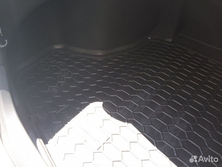 Camry 40/50/55/70 Резиновый ковер в багажник A9MC4