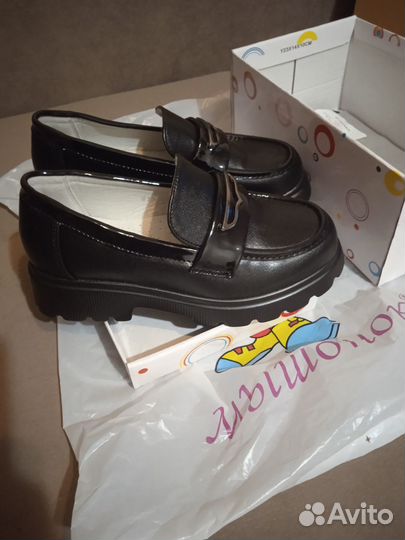 Продам туфли новые