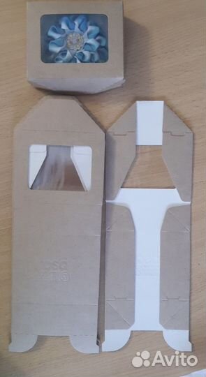 Самосборные коробки с окошком