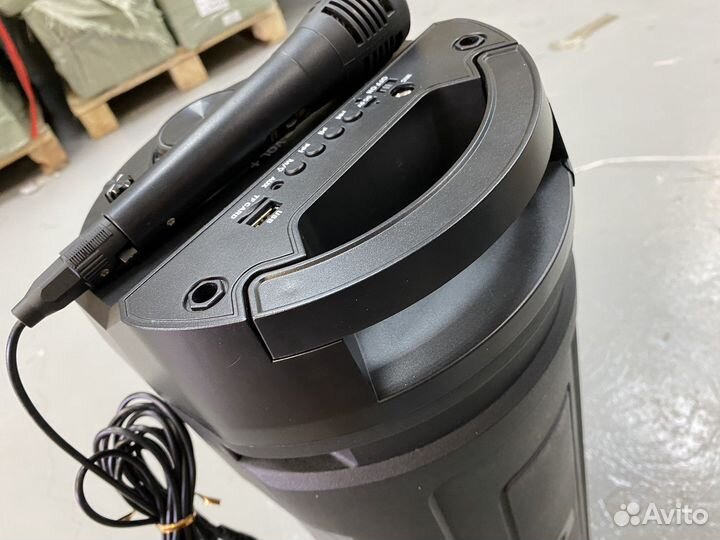 Музыкальная колонка с блютузом