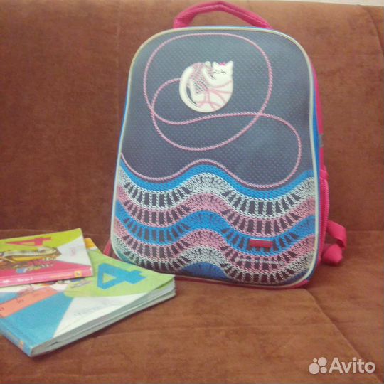 Школьный рюкзак