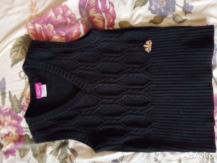 Жилетка для девочки школьная