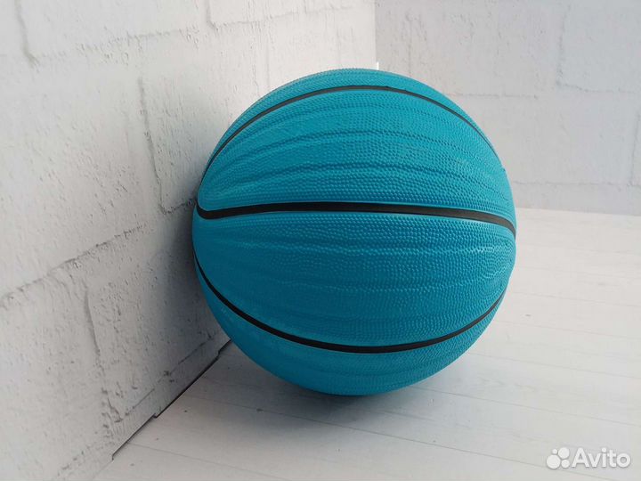 Баскетбольный мяч