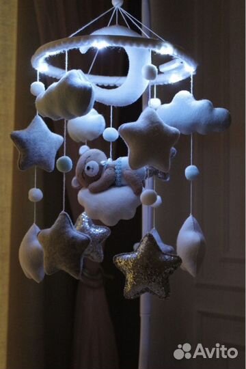 Мобиль на кроватку