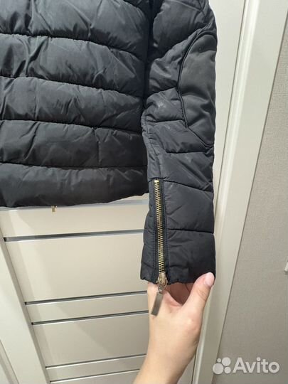 Куртка черная 42