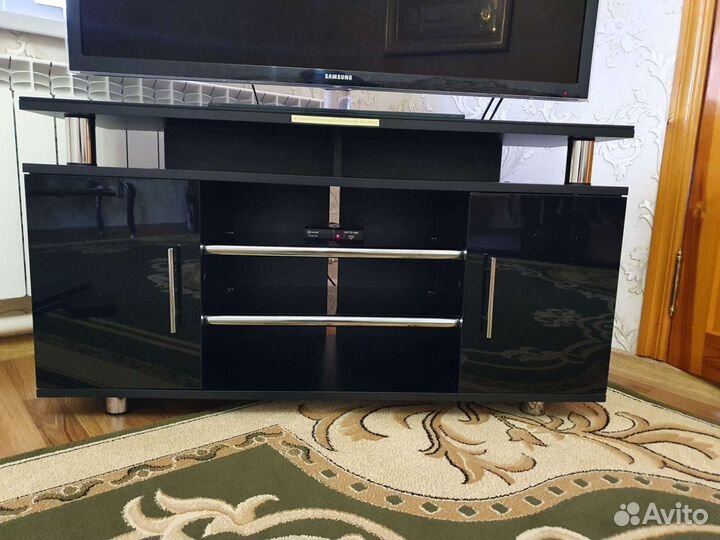 Тумба под телевизор бу