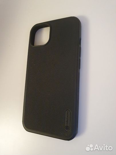 Чехол nilkin на iPhone 13