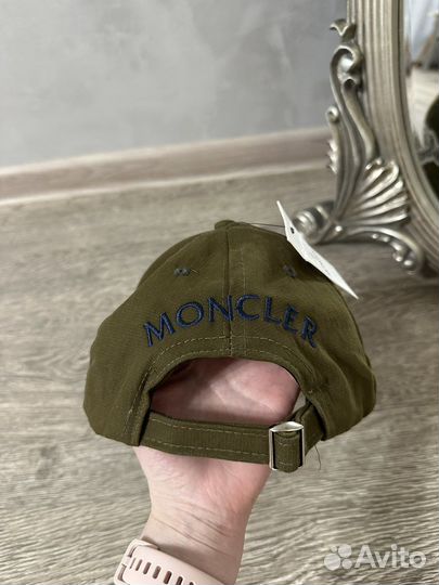 Кепка moncler