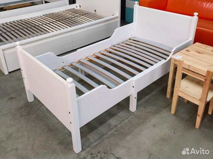 Детская раздвижная кровать Лексвик + матрас