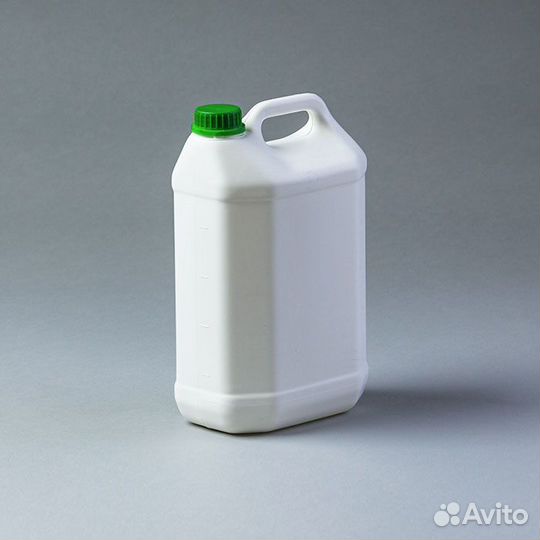 Канистры пластиковые от 3 до 31.5 литров(новые)