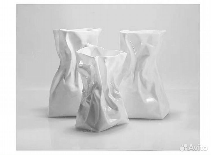 Вазы фарфоровые с эффектом сжатой бумаги