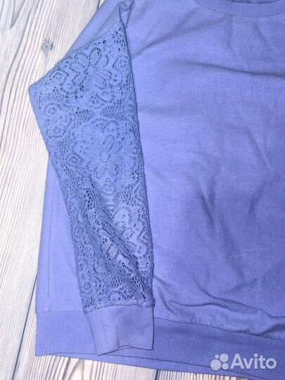 Свитер женский