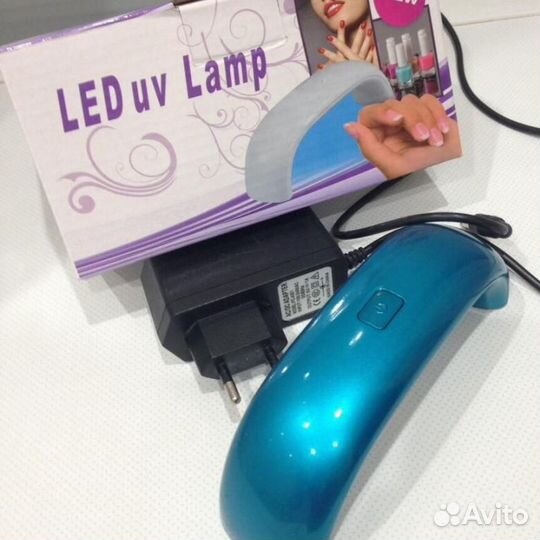 Маникюрная лампа