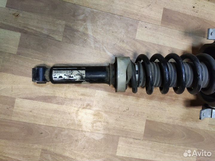 Амортизатор задний обычный Audi Q7 Ауди ку7