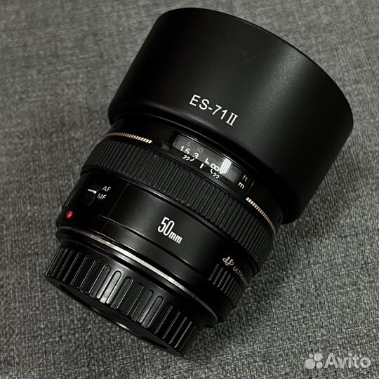 Объектив Canon EF 50mm 1.4