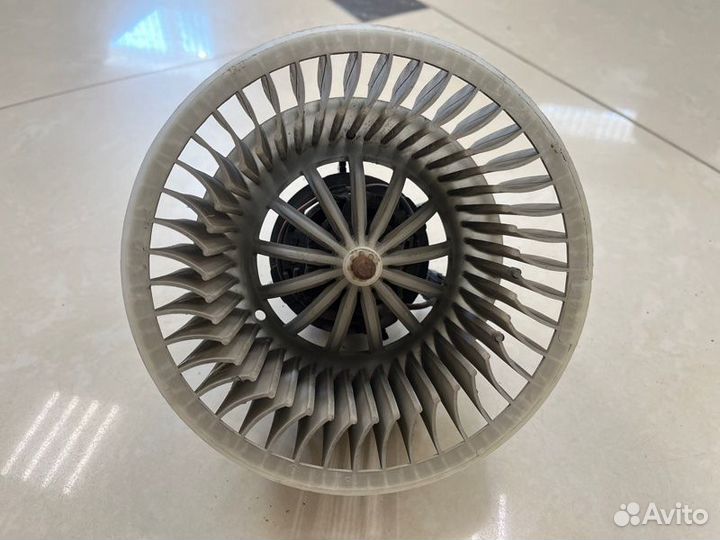 Мотор отопителя Skoda Fabia 5J5 CGP 2012