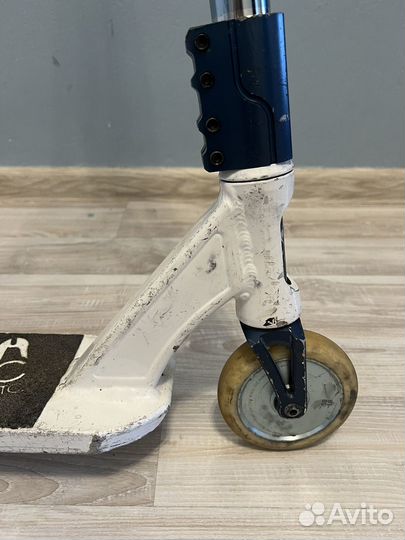 Продам трюковой самокат Vokul Solo