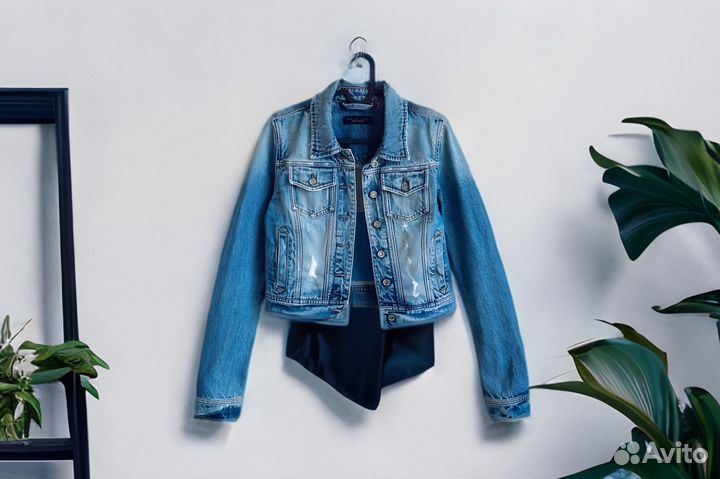 Twinset джинсовая куртка XS. Оригинал