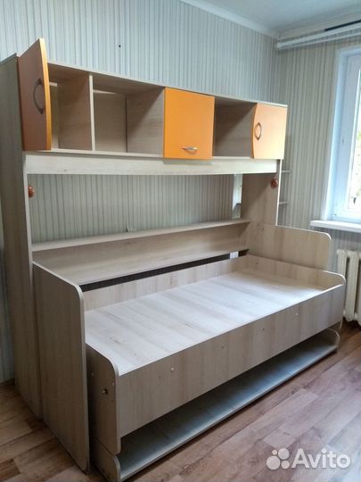 Кровать-стол(трансформер)