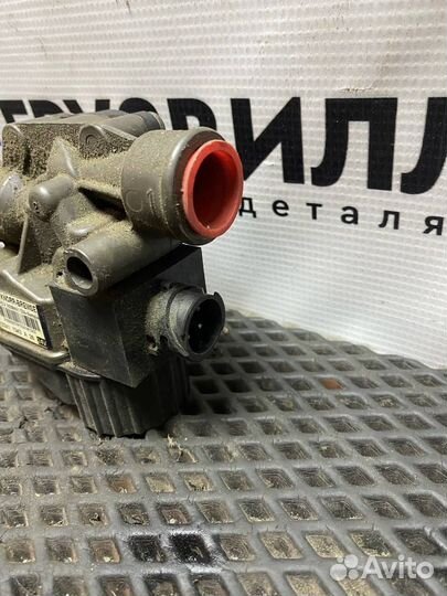 Кран модулятор EBS передний Volvo FH4 21892927