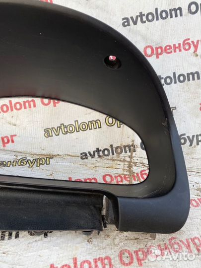 Накладка щитка приборов Mazda 6 GG L8 2006