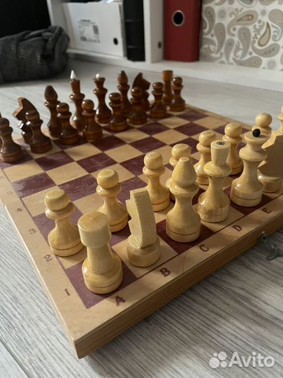Шахматы деревянные