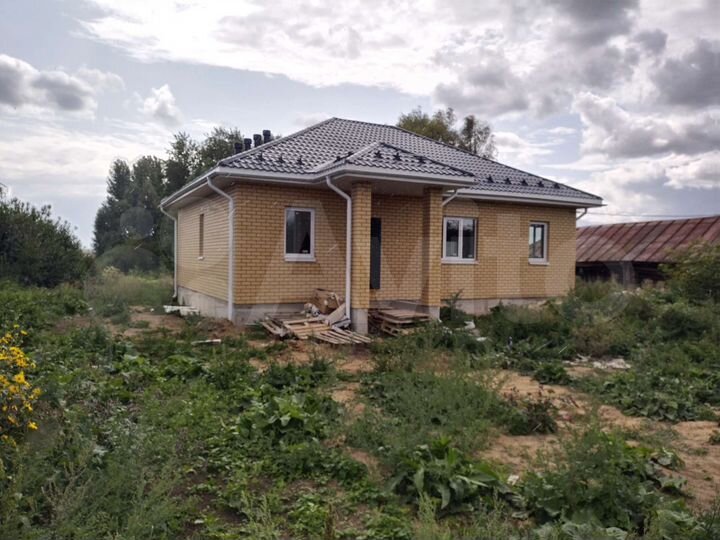 Коттедж 92 м² на участке 9,5 сот.