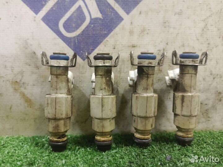 Форсунка Ford C-Max универсал 1.8 csdb 2003