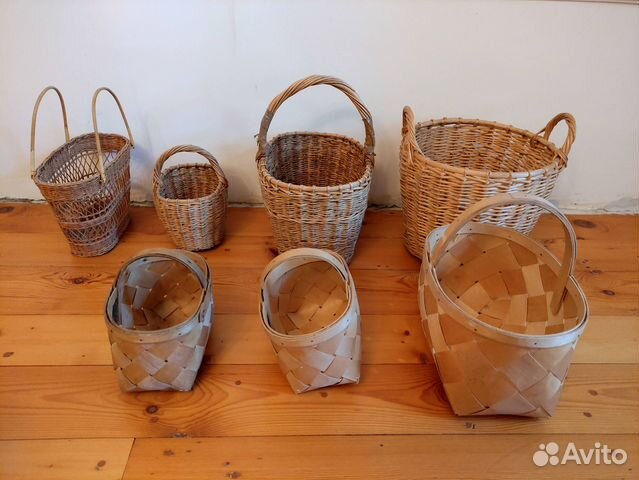 Корзины плетеные из лозы и бересты