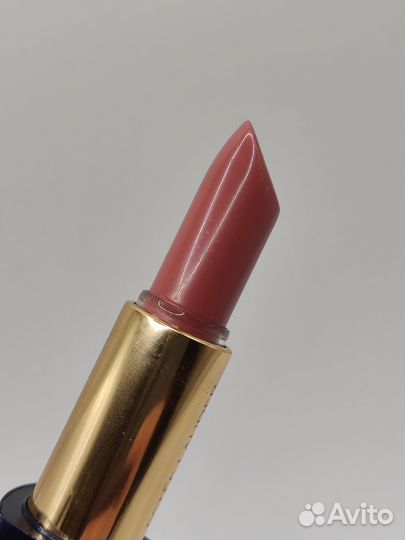 Помада estee lauder