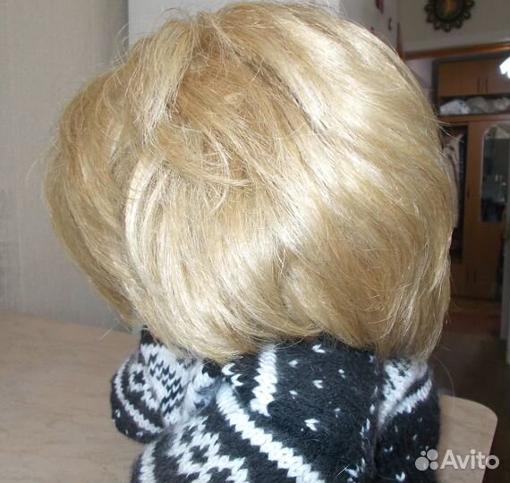 Парик женский короткий